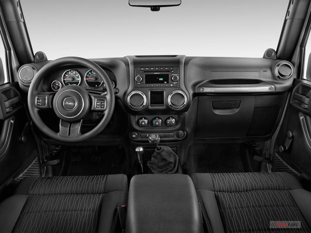 2012_jeep_wrangler_dashboard.jpg