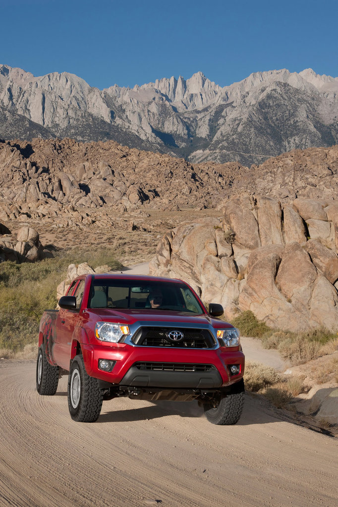 2012_Toyota_Tacoma_Baja_008_6cca94faca6dfb0e000cbf1eeb25beed0d6d071b.jpg