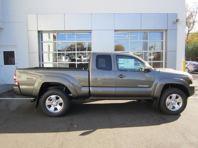 2013-toyota-tacoma-pyrite-mica-1_9a8e2e79364fe3479fd2a834a73588b23b258b21.jpg