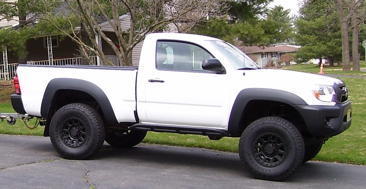 2013_white_tacoma8.jpg