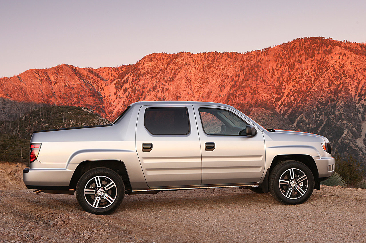 2014-honda-ridgeline-sport-side-profile_7bbd73d31a285c67bd706f17e5ddaf658fcf1cd0.jpg