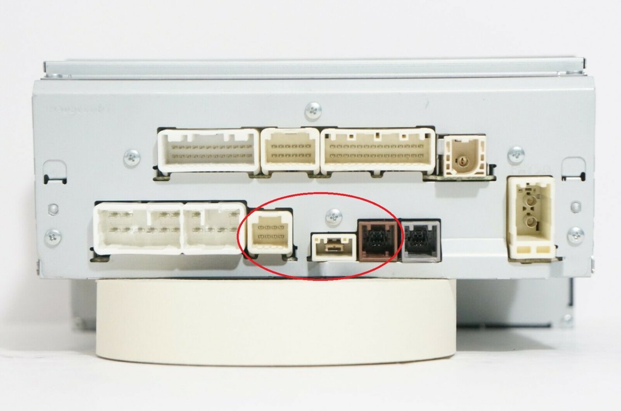 2014 HU Rear XM Harness.jpg