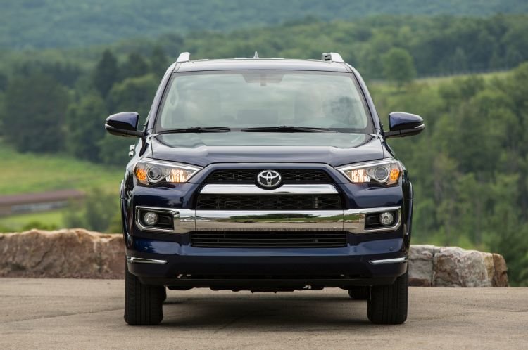 2014-Toyota-4runner-Limited-front-grille.jpg