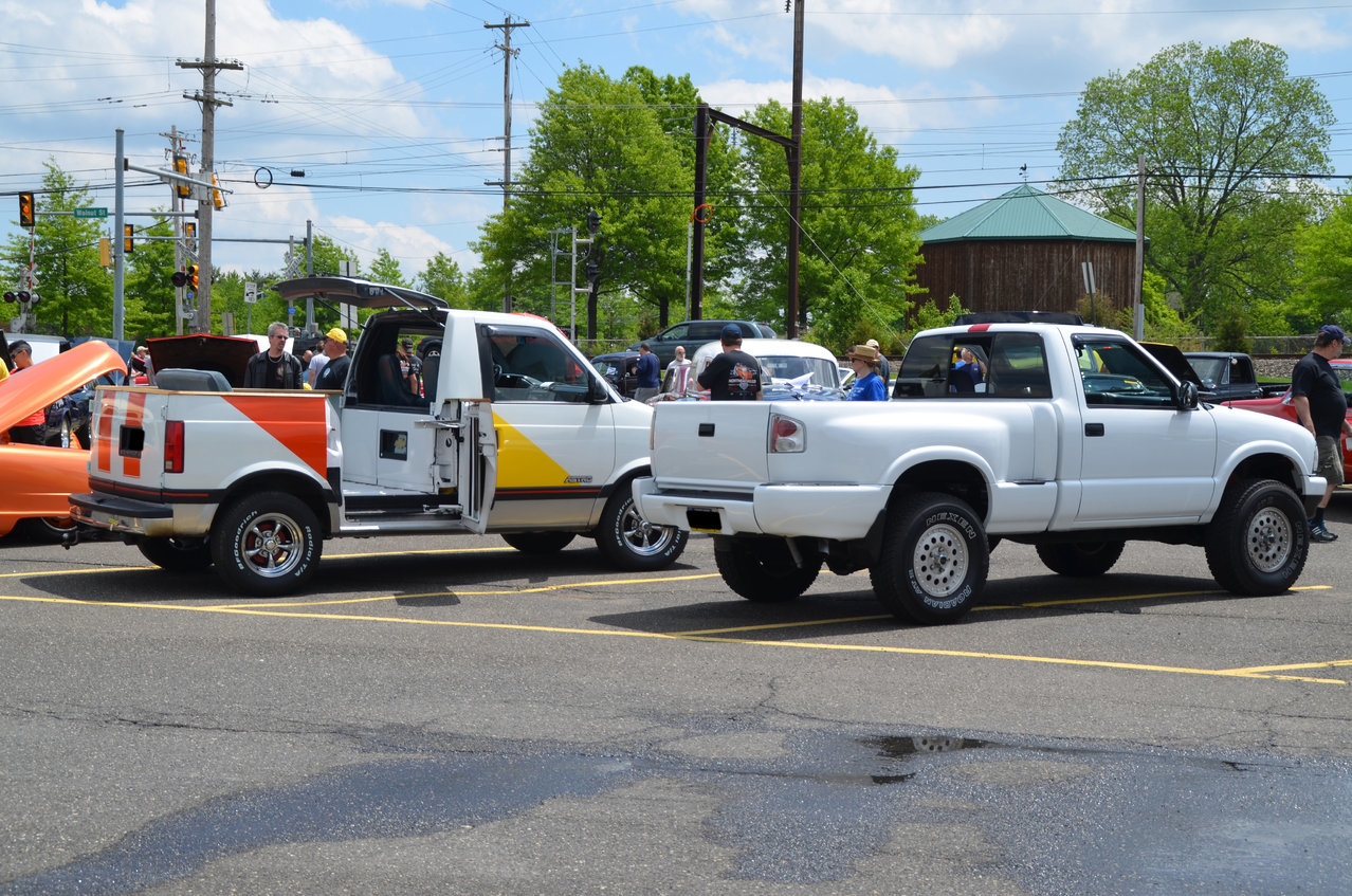 2014DormanHelpsCarShow 201.jpg