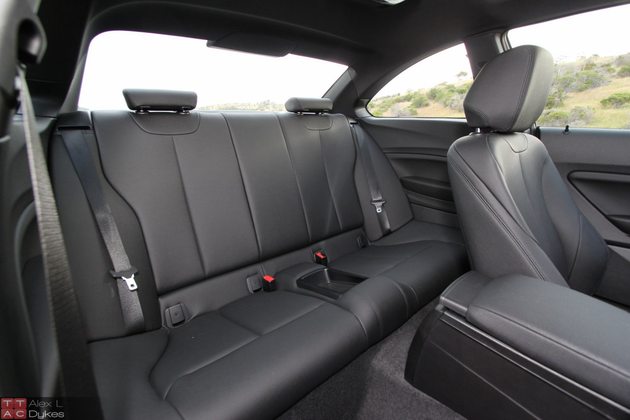 2015-BMW-M235i-Interior.jpg