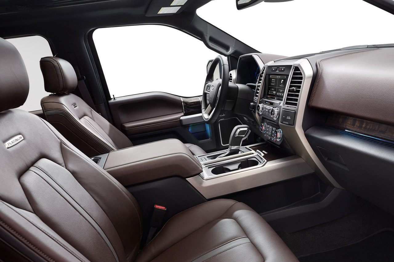 2015-Ford-F-150-Platinum-interior_fe9d60c079efec5a51344a82321eb69cd2b1d986.jpg
