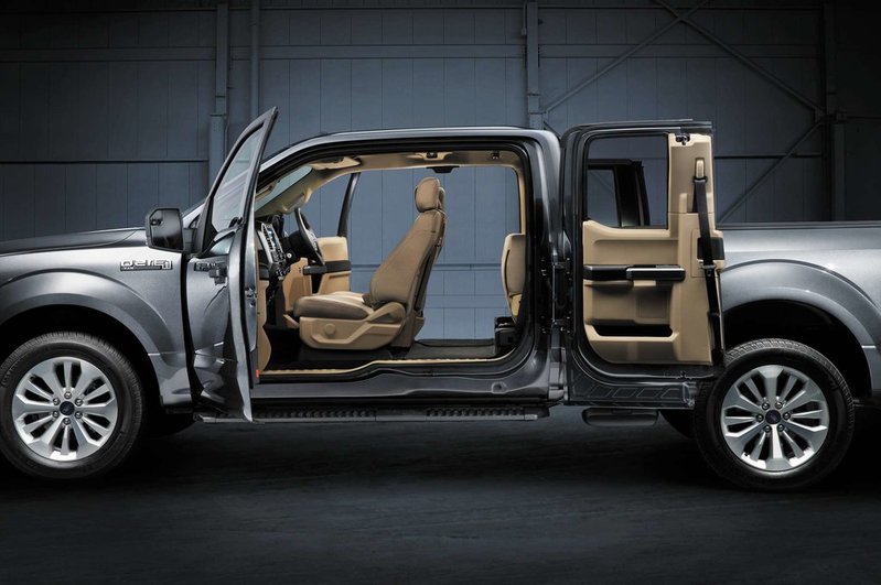 2015-ford-f150-fx4-interior-il4ztisp.jpg