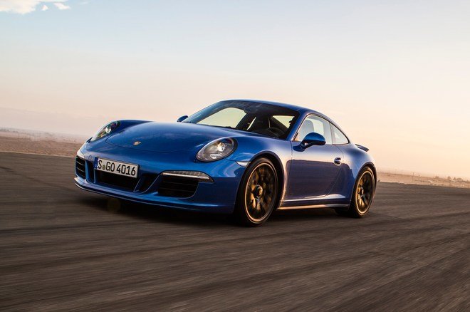 2015-Porsche-911-GTS-promo1_65c145349a32ab7405a4e64a5f1311b019e51eaa.jpg