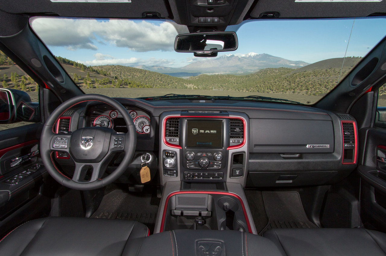 2015-ram-1500-rebel-interior_60c6d6ee46c30234748bf39d242963ac073a1e56.jpg