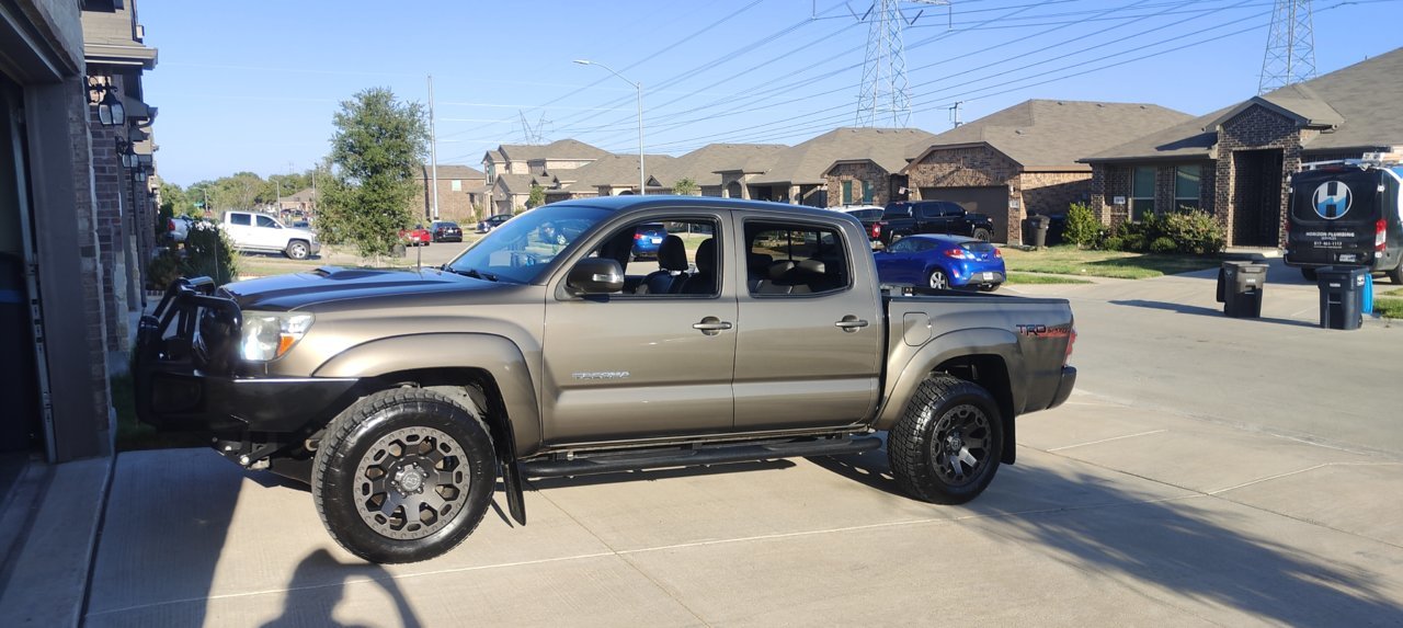2015 Tacoma.jpg