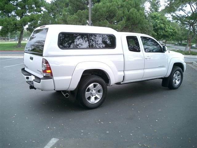 2015 Tacoma with shell 2 005.jpg