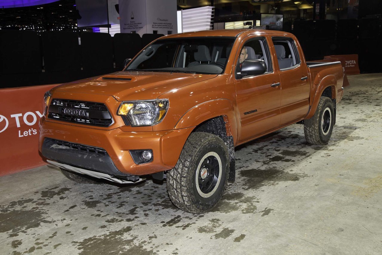 2015-toyota-tacoma-trd-pro-front-three-q_5b919c99b4e1775525caf3dea74e0c49e2b34afa.jpg