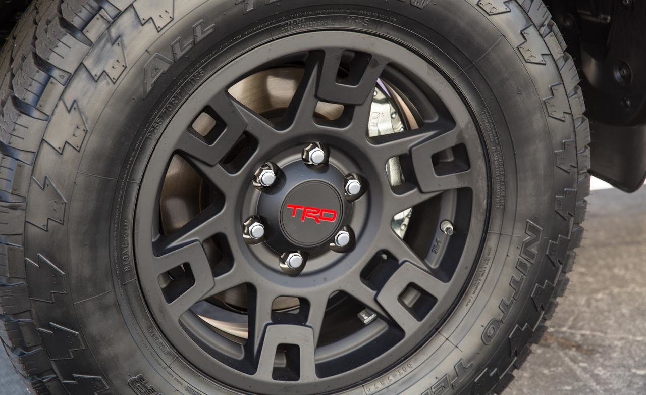 2015-toyota-tundra-trd-pro-series-wheel-and-badge-photo-597434-s-1280x782.jpg