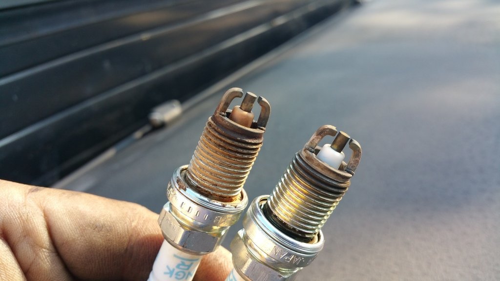 Cylinder misfire, rusty spark plug (with picture). Diagnosis?