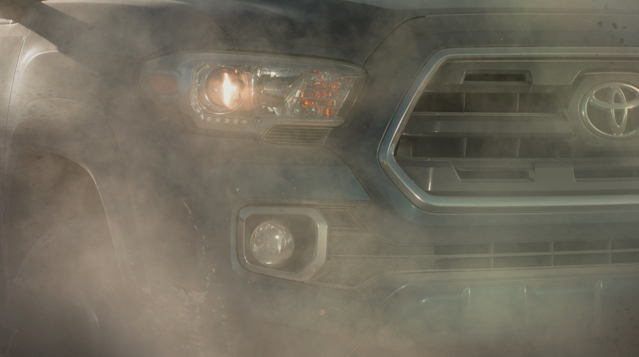2015NAIAS_Toyota_Tacoma_Teaser2.jpg