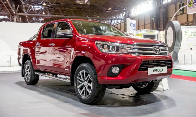 2016 Hilux.jpg