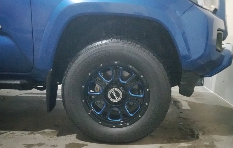 2016 Tacoma Blue Rims Installed 2 cropped.jpg