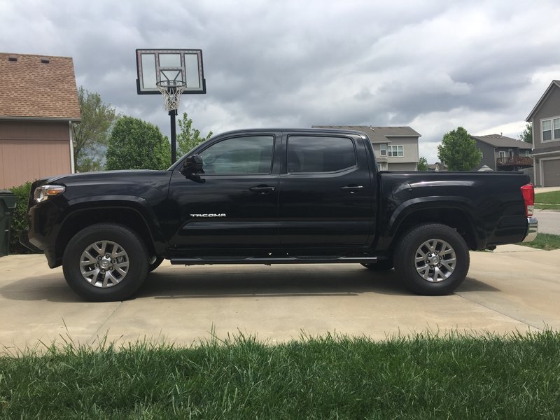 2016 Tacoma Nerf Bars.jpg