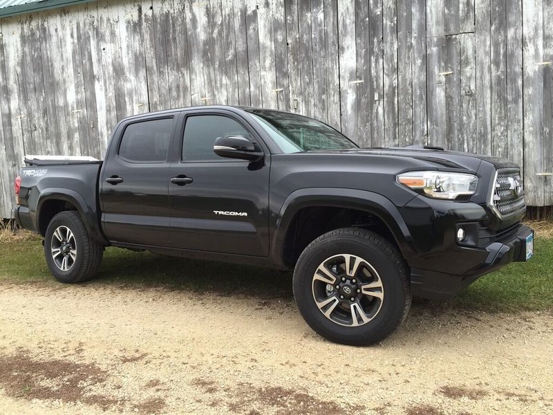 2016 Tacoma TRD Sport.jpg
