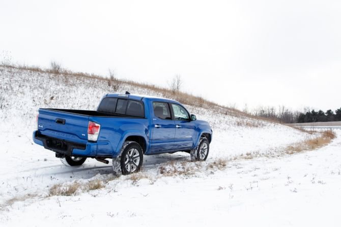 2016-toyota-tacoma-double-cab-limited-re_c6ec12a118dae665345f1299495871d6f633f250.jpg