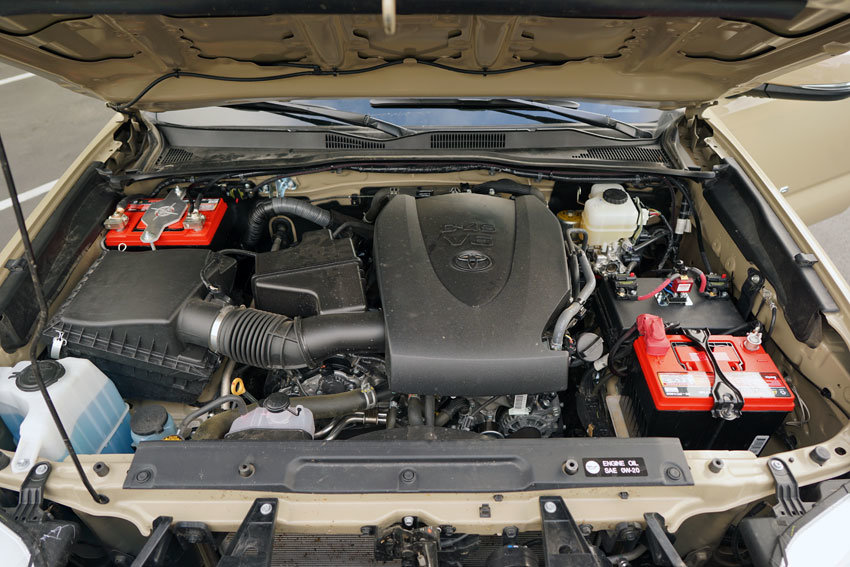 2016-Toyota-Tacoma-Dual-Battery-System.jpg