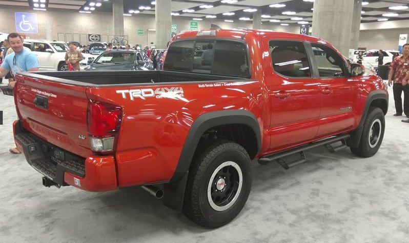 2016 Toyota Tacoma OR in Orange w Beadlock Wheels.jpg