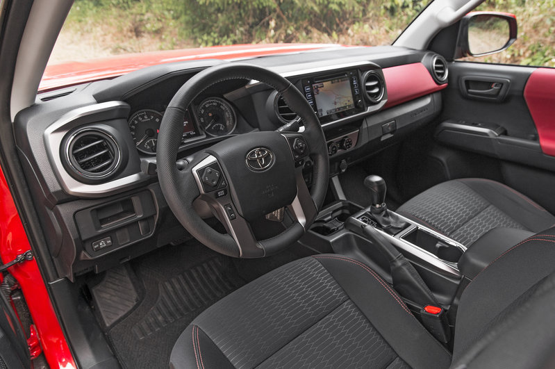 2016-toyota-tacoma-trd-interior-02.jpg