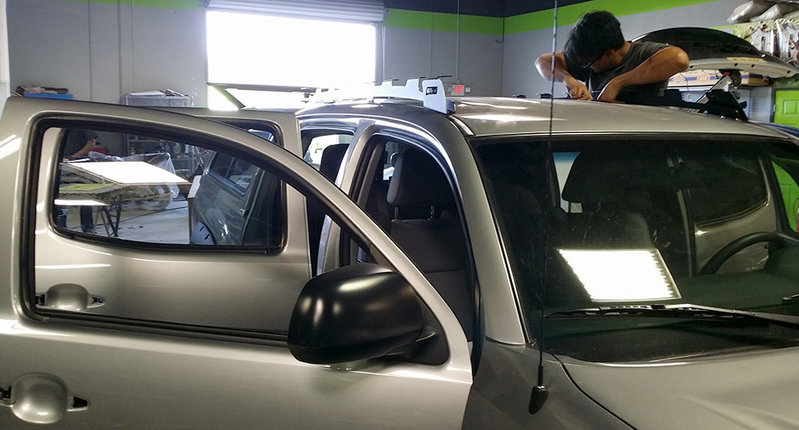 20160426_171310-doorhandles-off-rr-going-on.jpg