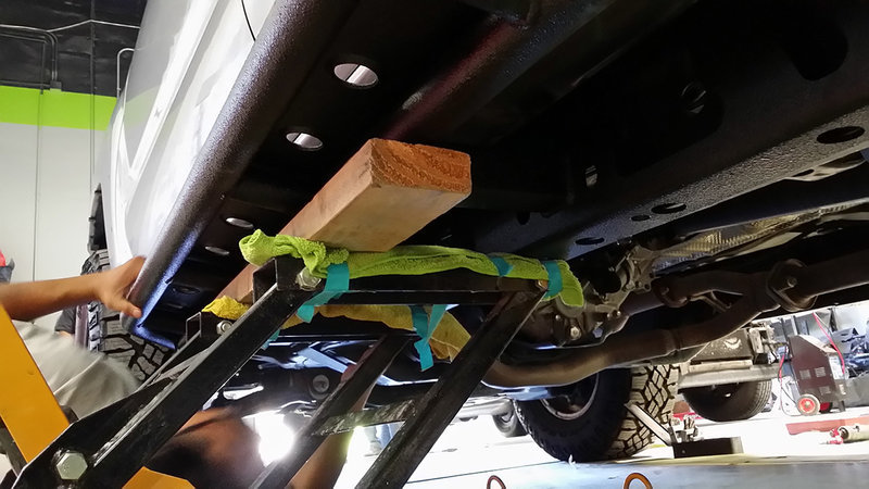 20160512_151143-mounting-sliders-2x4.jpg
