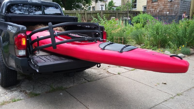 Front Runner Slimline II bed rack & mounting 2 Kayaks??