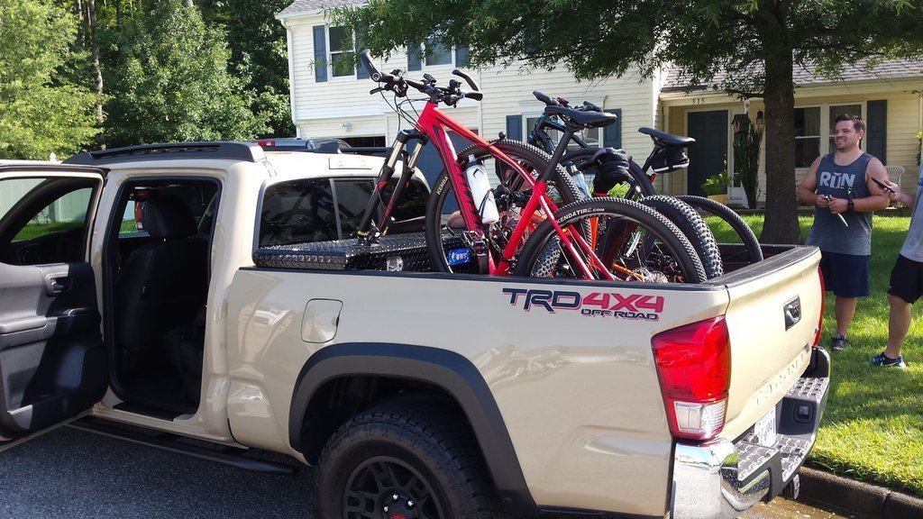 Toyota tacoma bike store rack bed