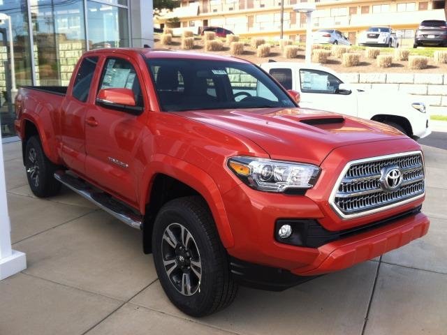 2016_Toyota_Access_Cab_Sport.jpg