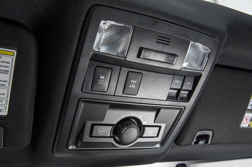 2016_Toyota_Tacoma_TRDOR_29_92635D78A4CD1F215F2BB45D45D7F0FA1CF2ECC3.jpg