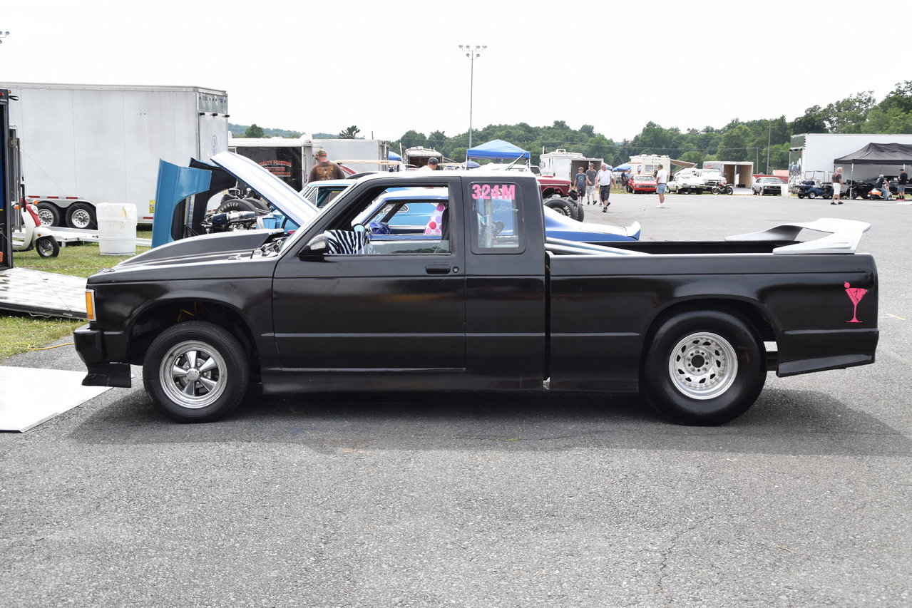 2016SuperChevyShowPart3 4464.jpg