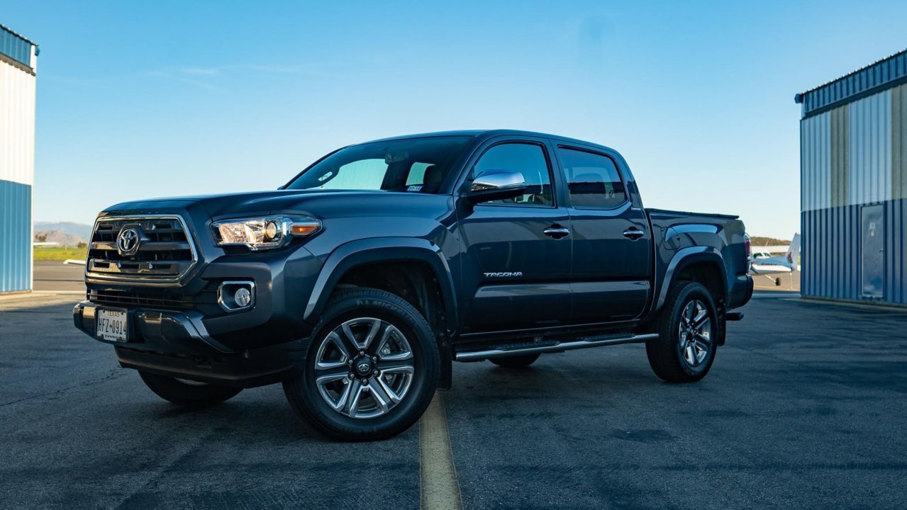 2016Tacoma-1.jpg