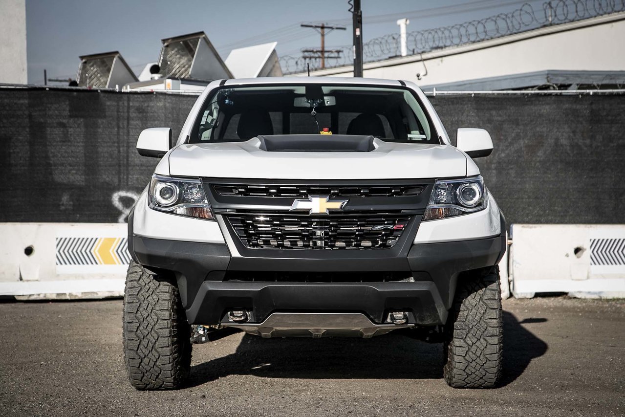 2017-Chevrolet-Colorado-ZR2-front-end_97047df74a7f5dc51ee617caa7b0cbd8ac0c4b3c.jpg