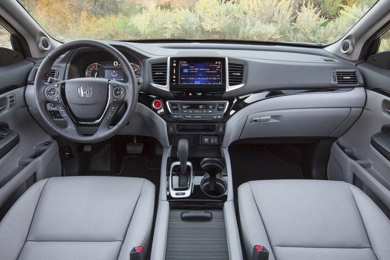 2017-Honda-Ridgeline-18.jpg