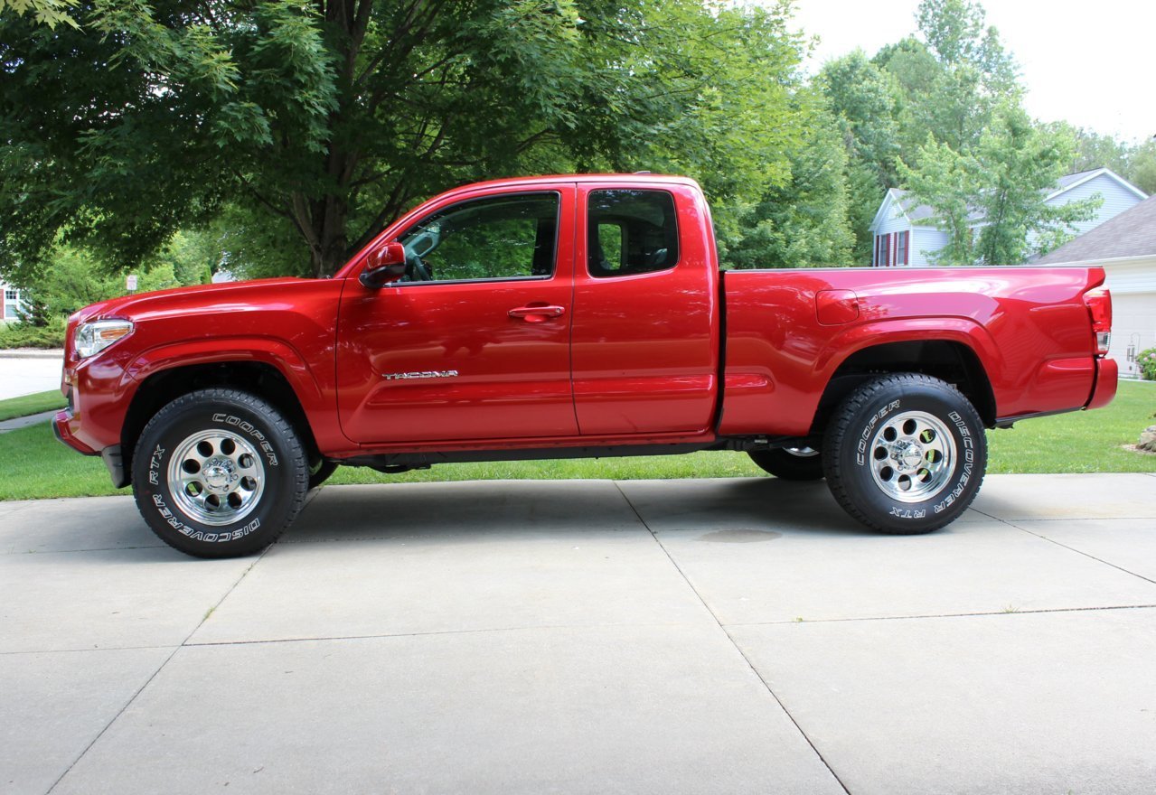 2017 SR Red Wheels01.jpg