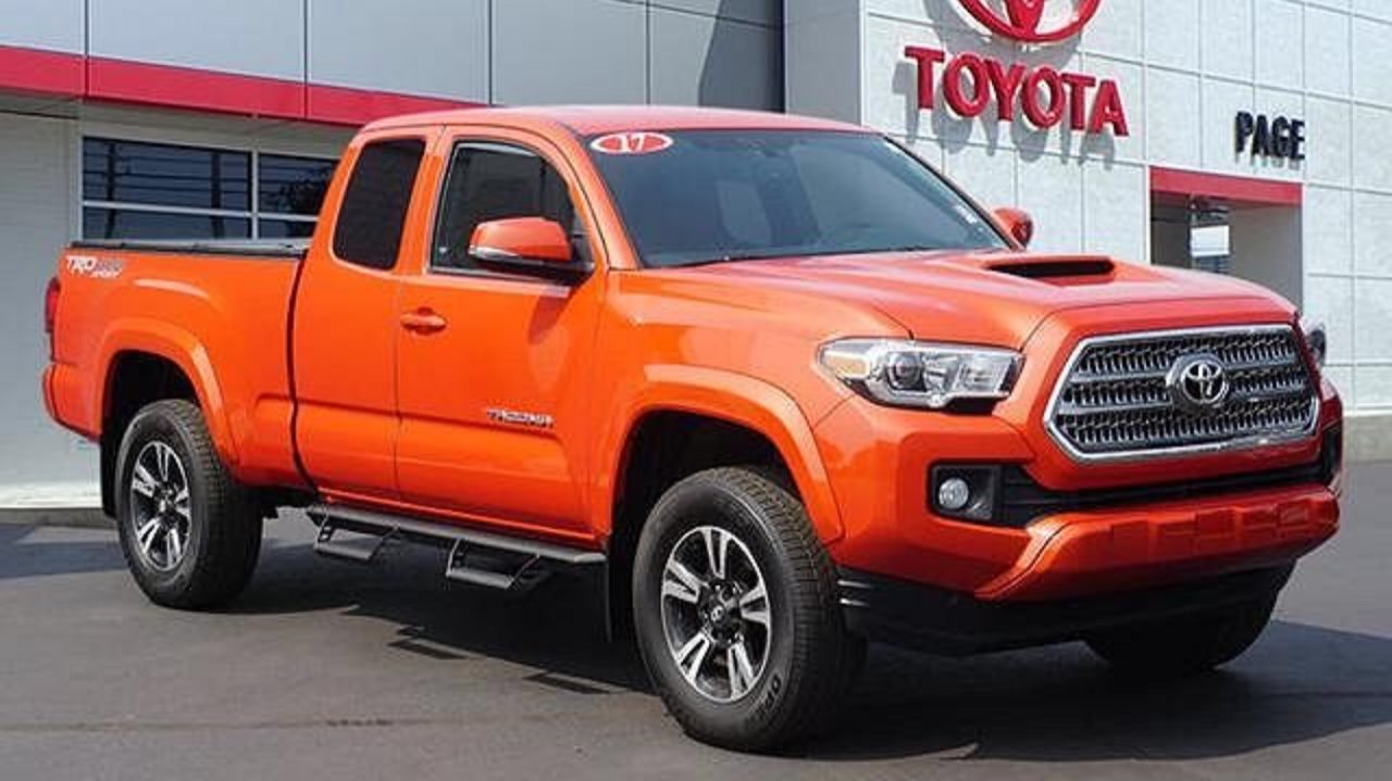 2017 Tacoma.jpg