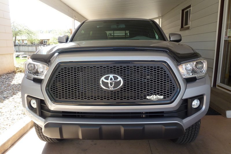 2017 Tacoma TRD Off Road 01.jpg