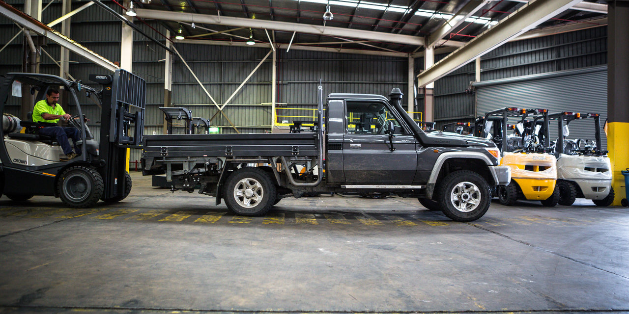 2017-Toyota-LandCruiser-single-cab-loaded-56-1.jpg
