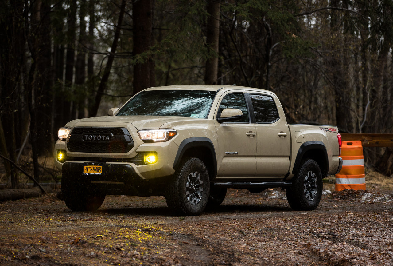 2017 Toyota Tacoma-2.jpg