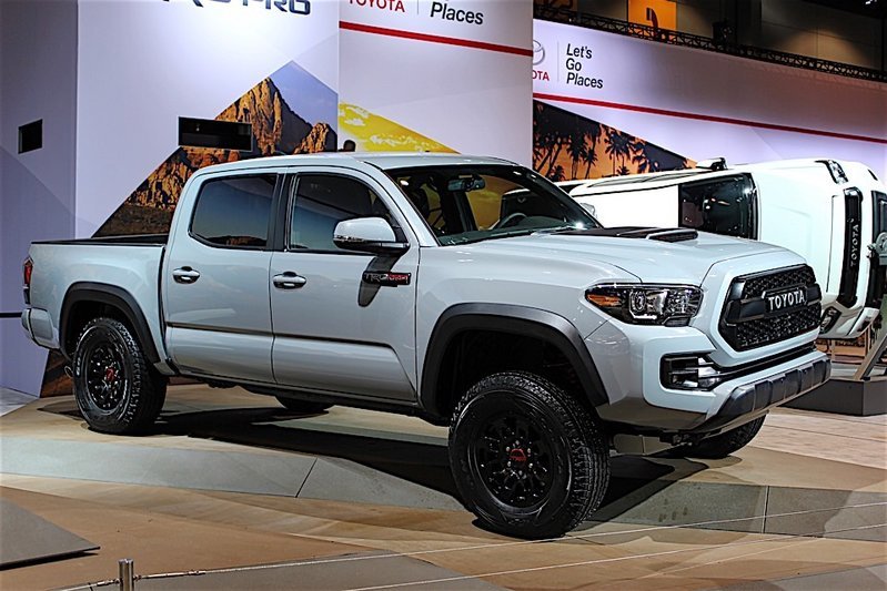 2017-Toyota-Tacoma-TRD-Pro-Reveal-in-Chicago_1.jpg