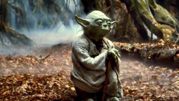 20170405204540-empire-yoda.jpg