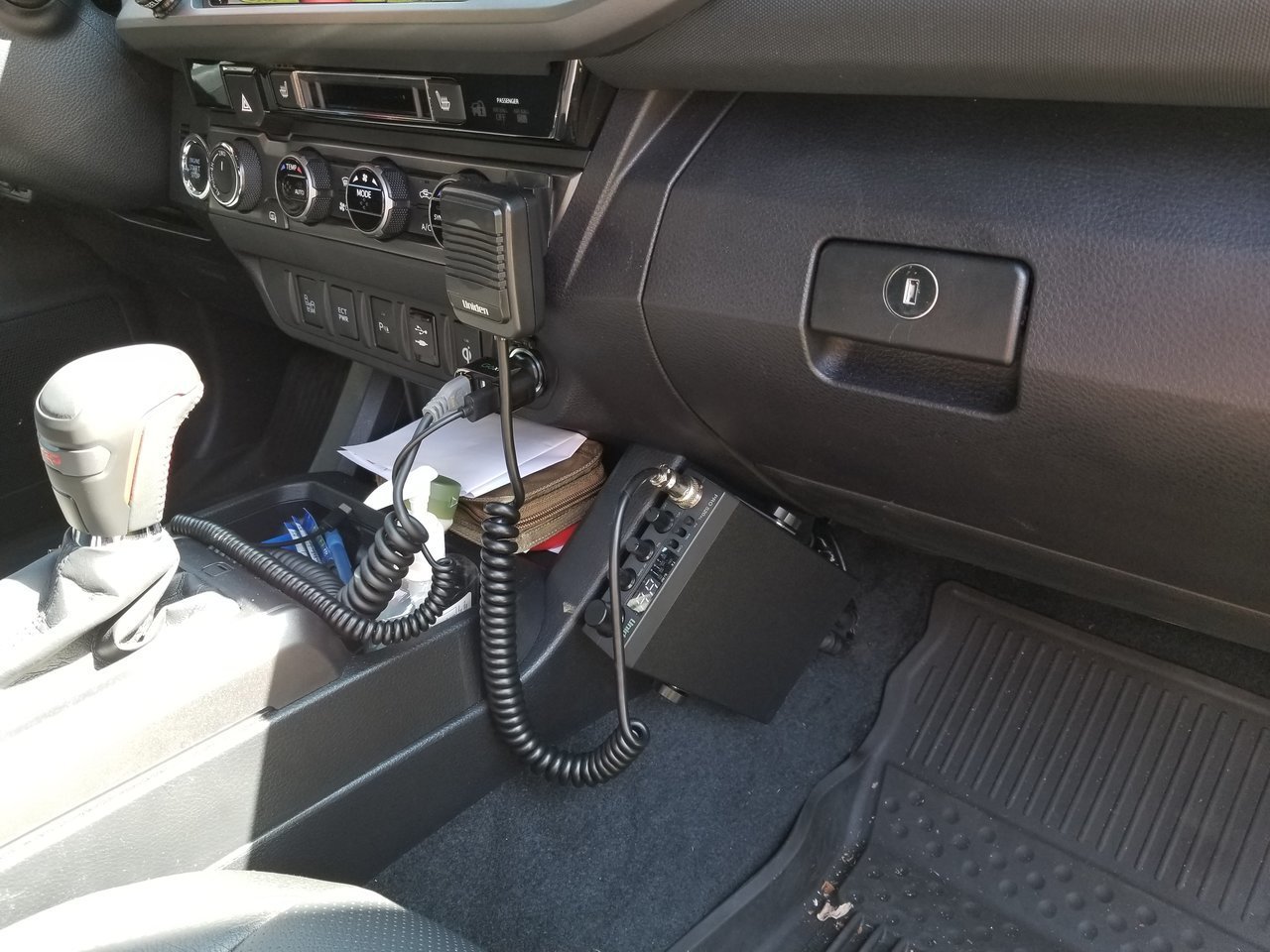 CB radio mount | Tacoma World