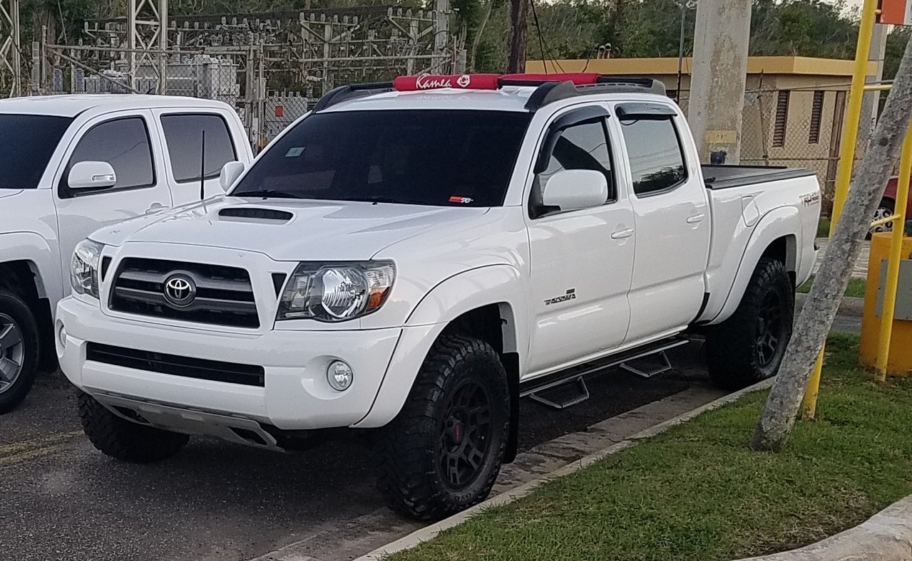 20171219_TacoWhite.jpg