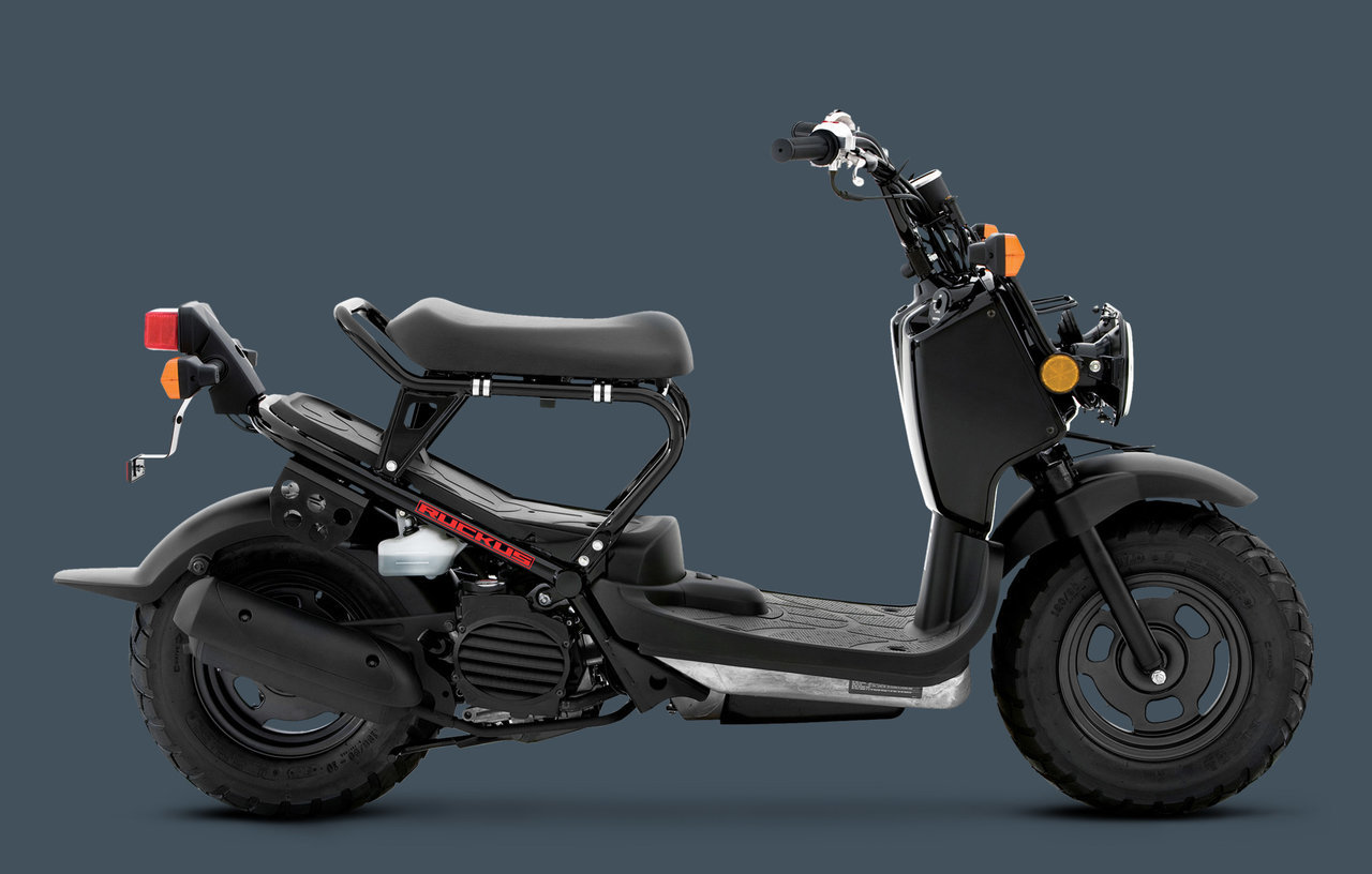 2017_Ruckus_2000x1275_Black_42515B.jpg