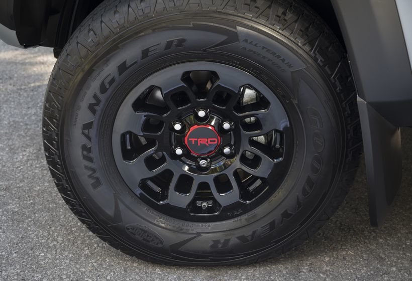 2017_Toyota_Tacoma_TRD_Pro-29_0b6a257f-3fdc-46b7-9e80-b9f6fce2d228-prv_1024x1024.jpg