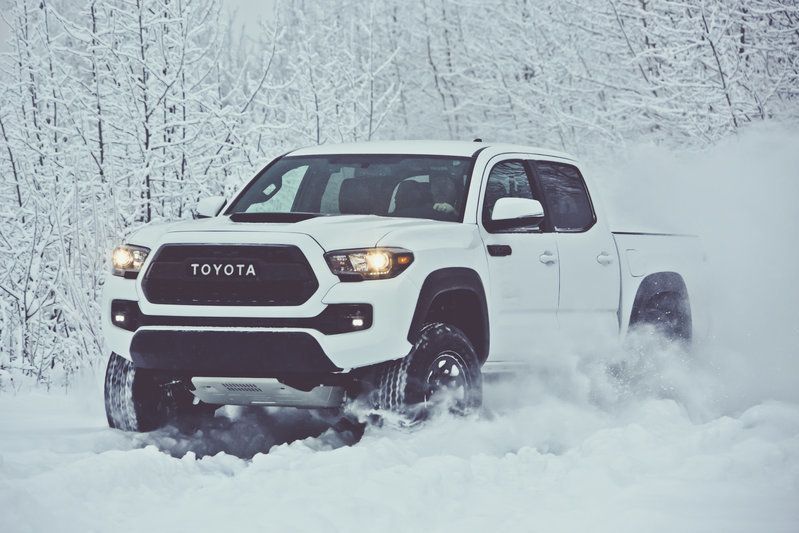 2017_Toyota_Tacoma_TRD_Pro_01_A98B77F6FAD8BA78D991C567F21B3F9C971F0627.jpg
