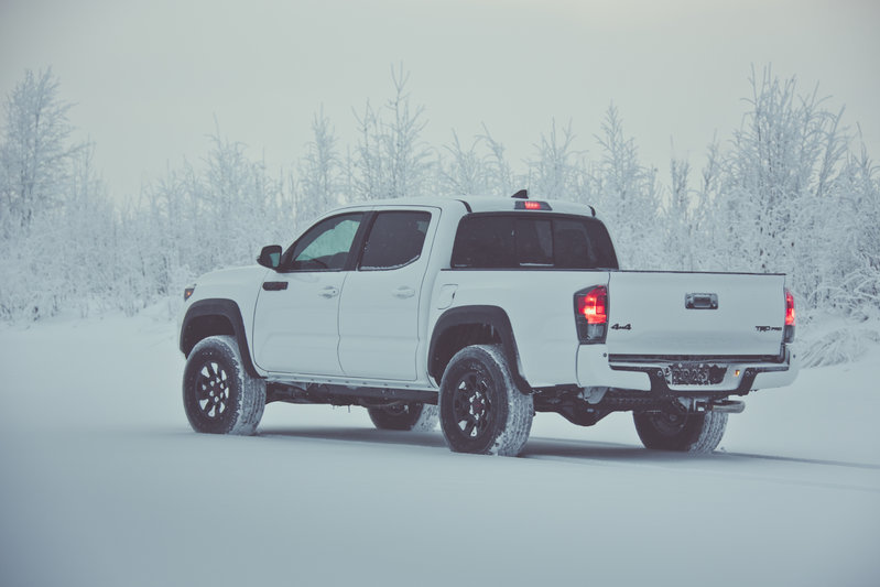2017_Toyota_Tacoma_TRD_Pro_09_EE90ABEC0B5E0673FEDDB5593A5AC27A77B099B5.jpg